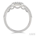 1/4 Ctw Round Cut Diamond Wedding Band in 14K White Gold