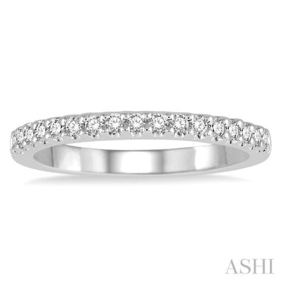 1/4 Ctw Round Cut Diamond Matching Wedding Band in 14K White Gold.