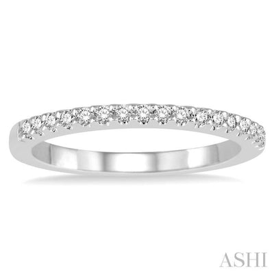 1/6 Ctw Round Cut Diamond Wedding Band in 14K White Gold