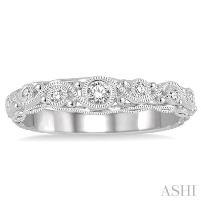 1/6 Ctw Round Cut Vintage Lattice Diamond Wedding Band in 14K White Gold