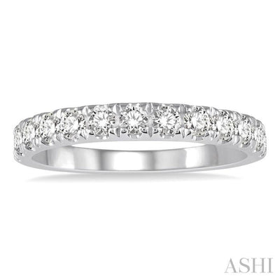 3/4 Ctw Round Cut Diamond Wedding Band in 14K White Gold