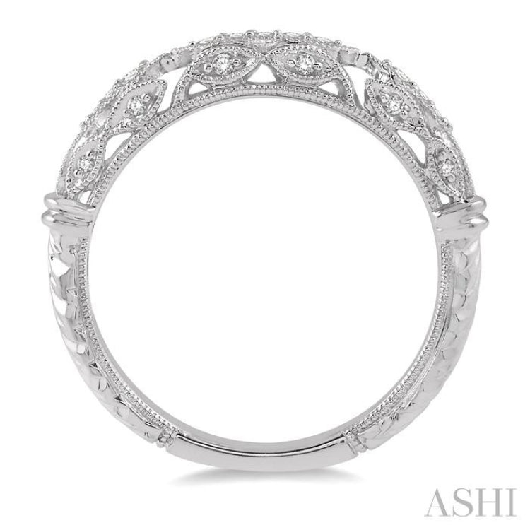 1/10 Ctw Carved Round Cut Diamond Wedding Band in 14K White Gold