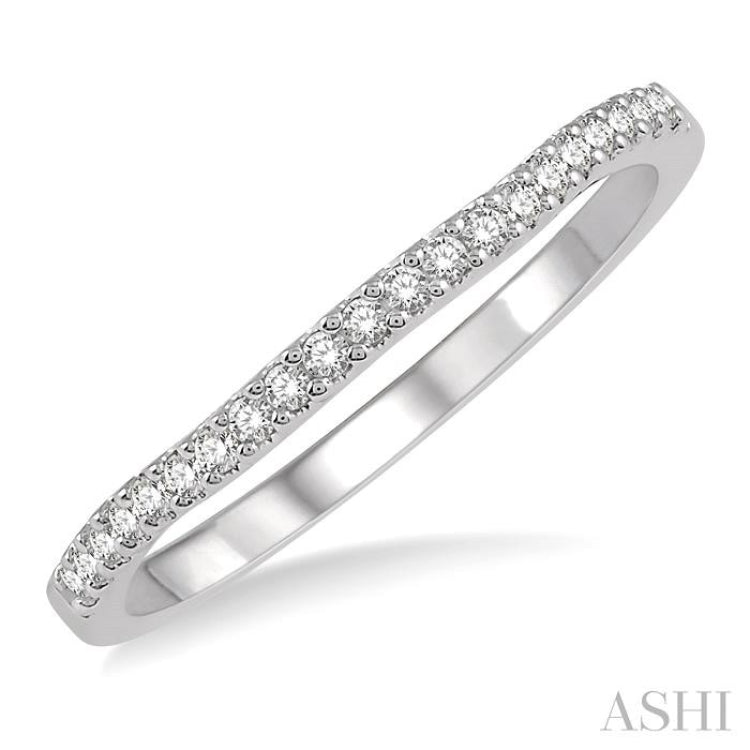 1/8 ctw Round Cut Diamond Wedding Band in 14K White Gold