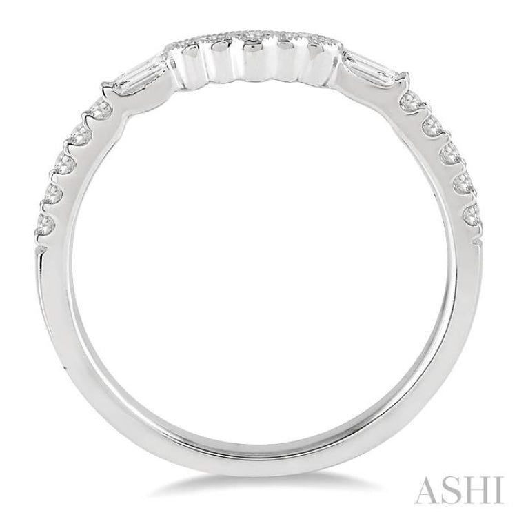 1/4 ctw Lattice Arch Baguette and Round Cut Diamond Wedding Band in 14K White Gold