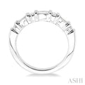 1/2 Ctw Baguette and Round Cut Diamond Wedding Band in 14K White Gold