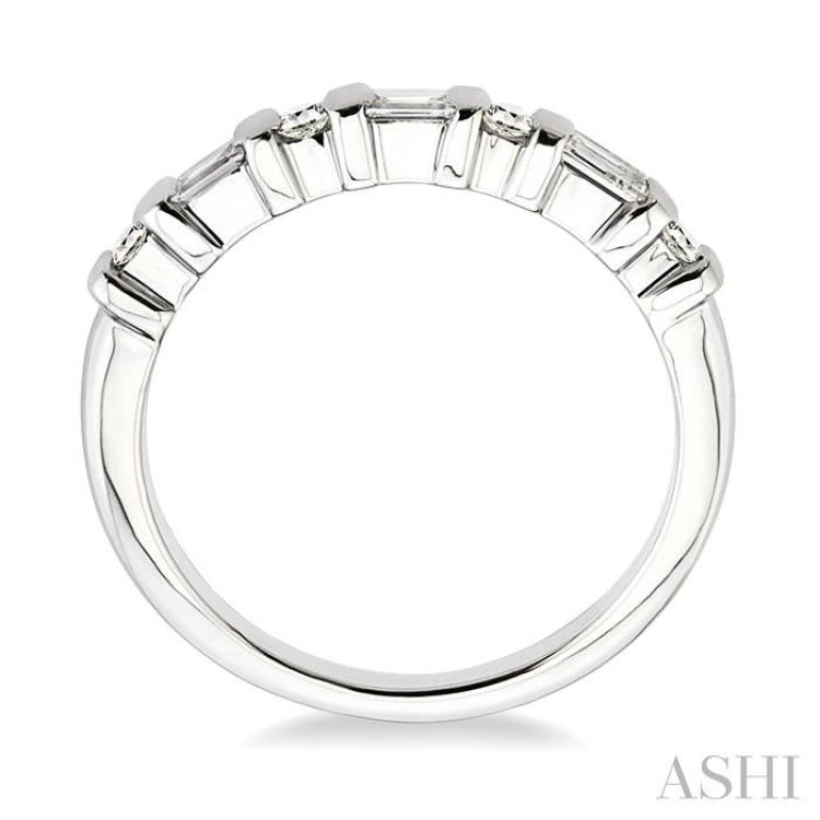 1/4 ctw Baguette and Round Cut Diamond Wedding Band in 14K White Gold