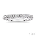 1/4 ctw Lattice Round Cut Diamond Wedding Band in 14K White Gold