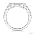 1/5 Ctw Curved Center Round Cut Diamond Wedding Band in 14K White Gold