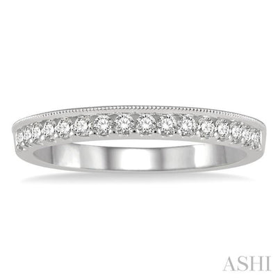 1/4 ctw Milgrain Wall Round Cut Diamond Wedding Band in 14K White Gold