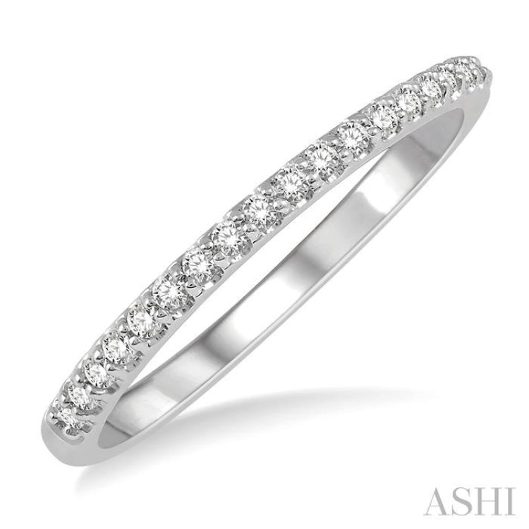 1/10 Ctw Round Cut Diamond Wedding Band in 14K White Gold