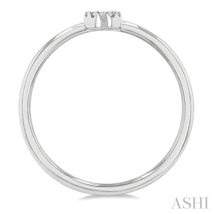 1/20 Ctw Initial 'S' Round Cut Diamond FAshion Ring in 10K White Gold