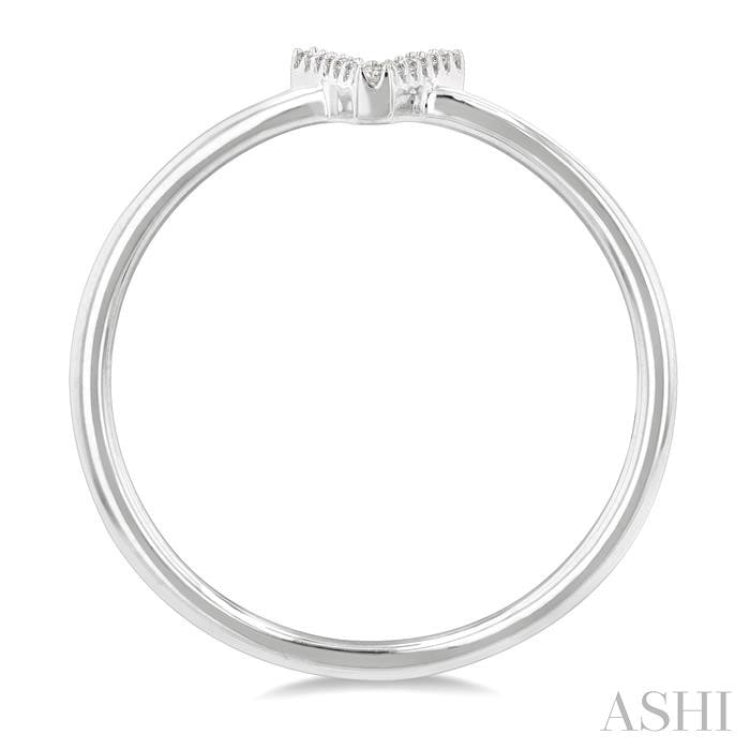 1/20 Ctw Initial 'V' Round Cut Diamond FAshion Ring in 10K White Gold