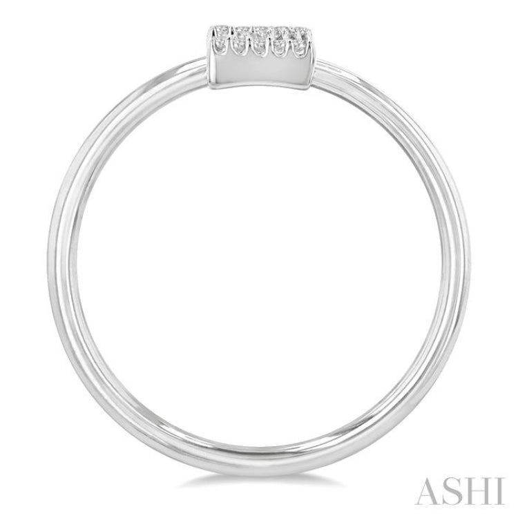 1/20 Ctw Initial 'Z' Round Cut Diamond Fashion Ring in 10K White Gold