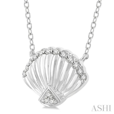 1/10 Ctw Nautical Seashell Petite Round Cut Diamond FAshion Pendant With Chain in 10K White Gold