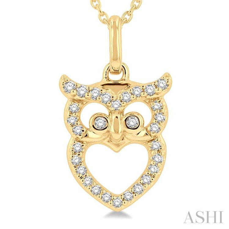 1/8 Ctw Owl Frame Petite Round Cut Diamond FAshion Pendant With Chain in 10K Yellow Gold