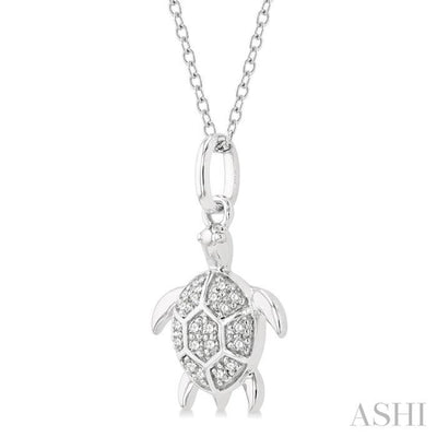 1/10 Ctw Sea Turtle Petite Round Cut Diamond FAshion Pendant With Chain in 10K White Gold