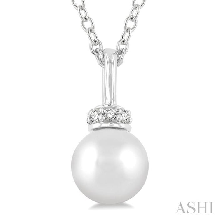 1/20 ctw Petite 6X6 MM Cultured Pearl and Round Cut Diamond Crown FAshion Pendant With Chain in 10K White Gold