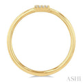 1/20 Ctw Initial 'E' Round Cut Diamond FAshion Ring in 10K Yellow Gold