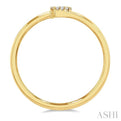 1/20 Ctw Initial 'P' Round Cut Diamond FAshion Ring in 10K Yellow Gold