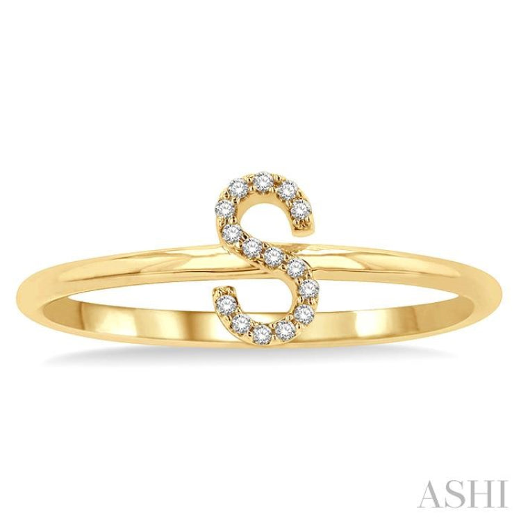 1/20 Ctw Initial 'S' Round Cut Diamond FAshion Ring in 10K Yellow Gold