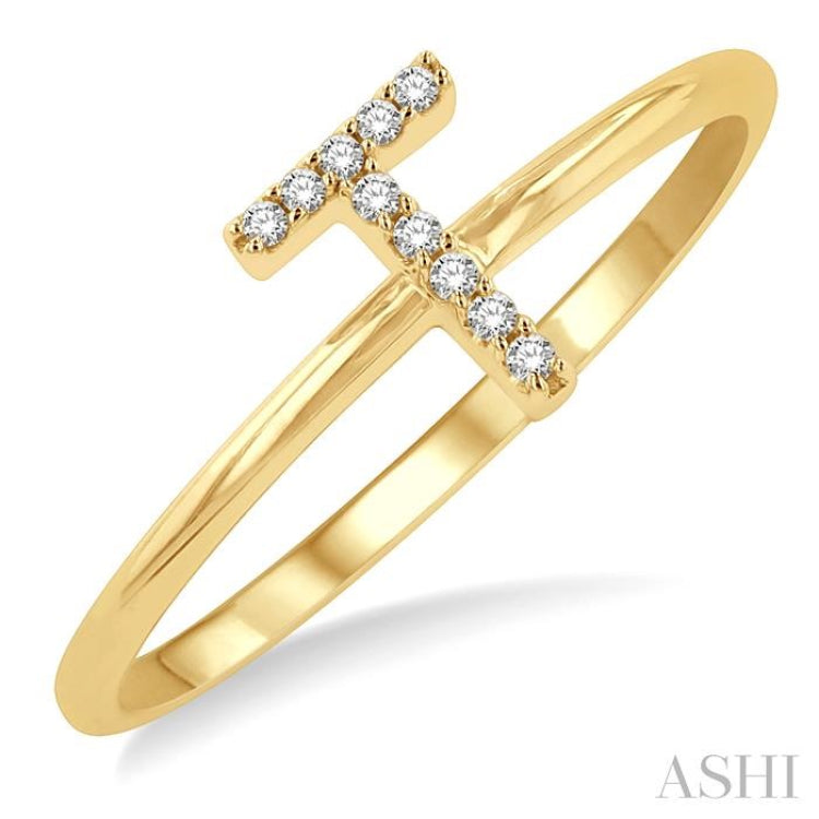 1/20 Ctw Initial 'T' Round Cut Diamond FAshion Ring in 10K Yellow Gold