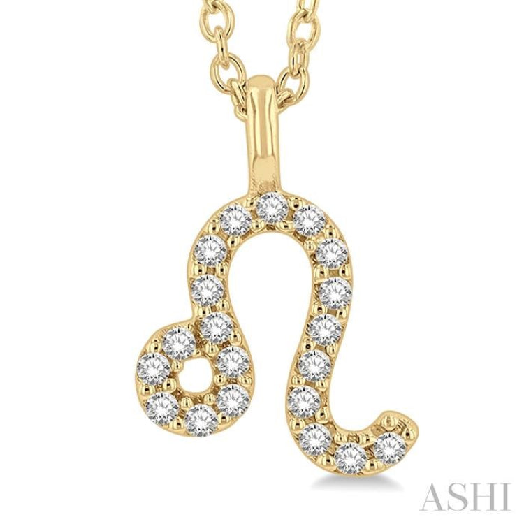 1/10 Ctw Leo Round Cut Diamond Zodiac Pendant With Chain in 14K Yellow Gold