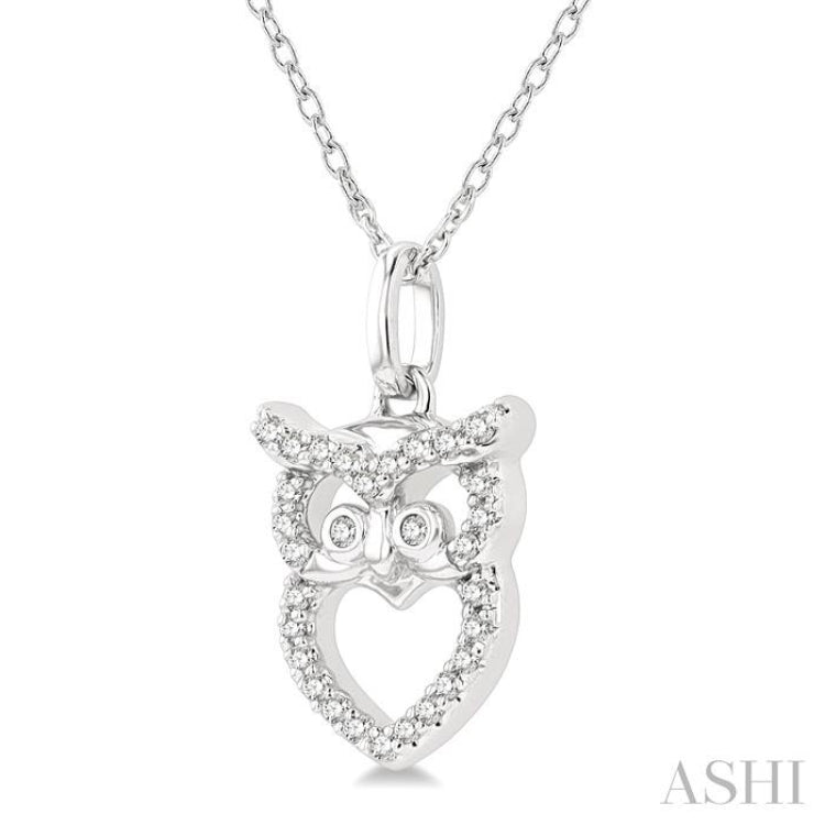 1/8 Ctw Owl Frame Petite Round Cut Diamond FAshion Pendant With Chain in 10K White Gold