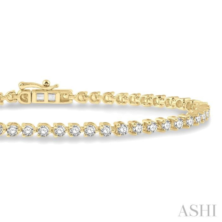 3 Ctw Tri-Prong Round Cut Diamond Bracelet in 14K Yellow Gold