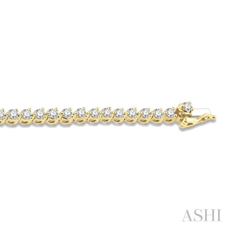 3 Ctw Tri-Prong Round Cut Diamond Bracelet in 14K Yellow Gold