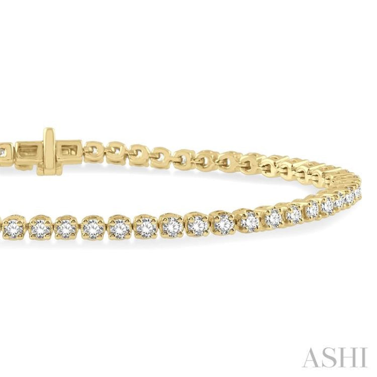 3 Ctw Round Cut Diamond Tennis Bracelet in 14K Yellow Gold