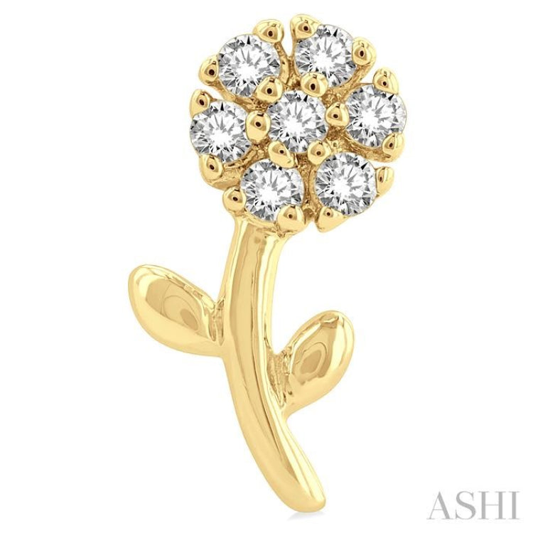 1/8 Ctw Floral Round Cut Diamond Petite FAshion Stud Earring in 10K Yellow Gold