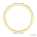 1/3 Ctw Alternating Baguette and Round Cut Diamond Wedding Band in 14K Yellow Gold