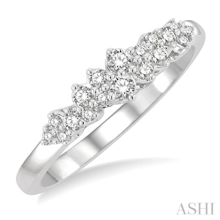 1/4 ctw Scatter Round Cut Diamond FAshion Ring in 14K White Gold