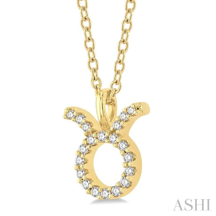 1/10 Ctw Taurus Round Cut Diamond Zodiac Pendant With Chain in 14K Yellow Gold