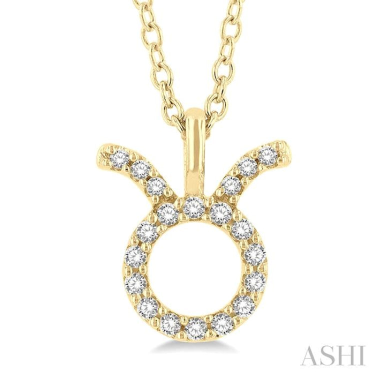 1/10 Ctw Taurus Round Cut Diamond Zodiac Pendant With Chain in 14K Yellow Gold