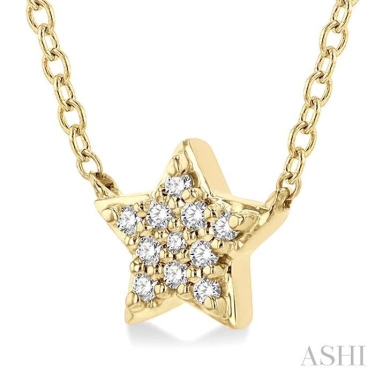 1/10 Ctw Star Round Cut Diamond Petite Fashion Pendant With Chain in 14K Yellow Gold