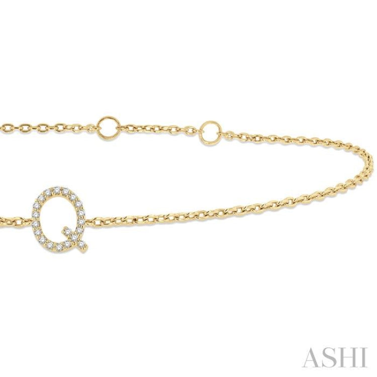 1/20 ctw Initial 'Q' Round Cut Diamond Bracelet in 10K Yellow Gold