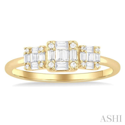 1/4 ctw Past, Present & Future Baguette and Round Cut Diamond Fusion Fashion Ring in 14K Yellow Gold