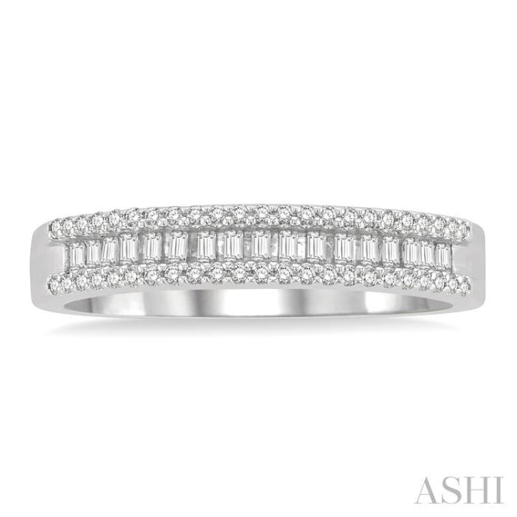 1/3 ctw Baguette and Round Cut Diamond Stackable FAshion Band in 14K White Gold