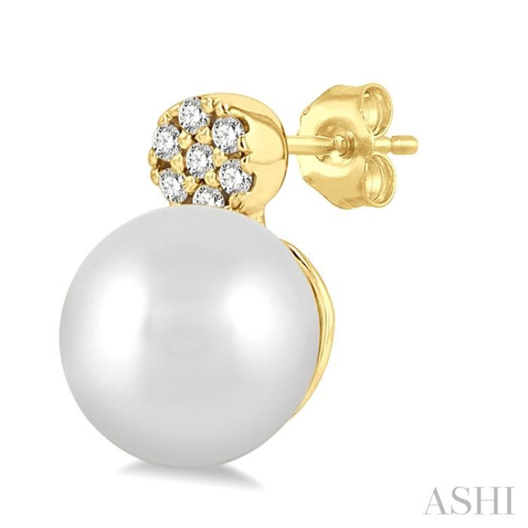 1/20 ctw Petite 5.5 MM Cultured Pearls and Round Cut Diamond Fashion Earring in 10K Yellow Gold