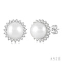 1/6 ctw Petite Sunflower 5.5 MM Cultured Pearls and Round Cut Diamond Fashion Stud Earring in 10K White Gold