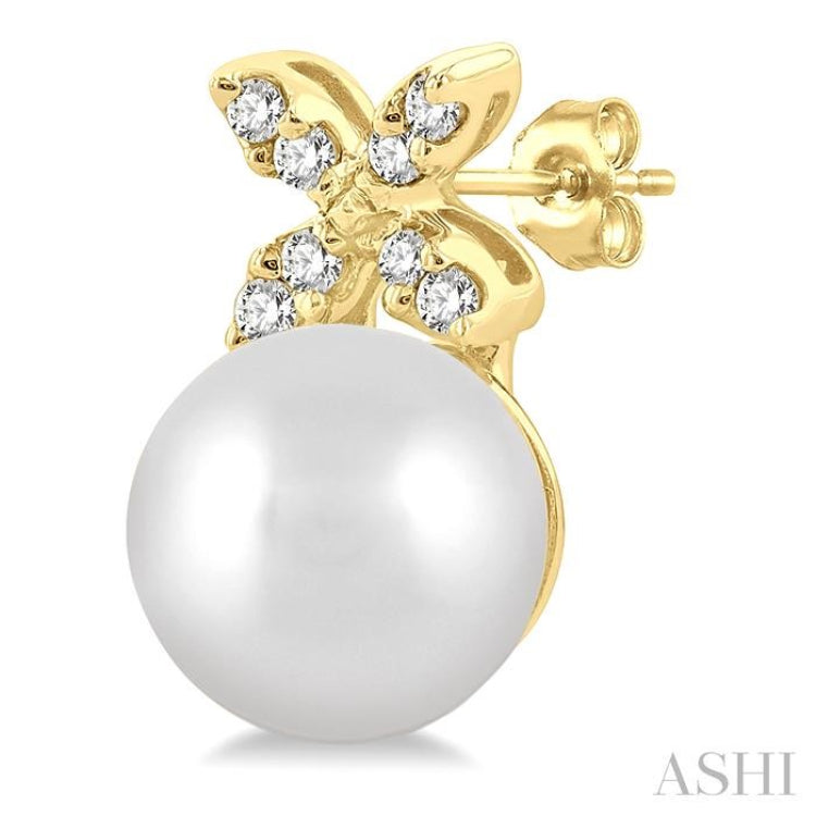 1/20 ctw Petite 4-Petal Flower 5.5 MM Cultured Pearls and Round Cut Diamond Fashion Stud Earring in 10K Yellow Gold