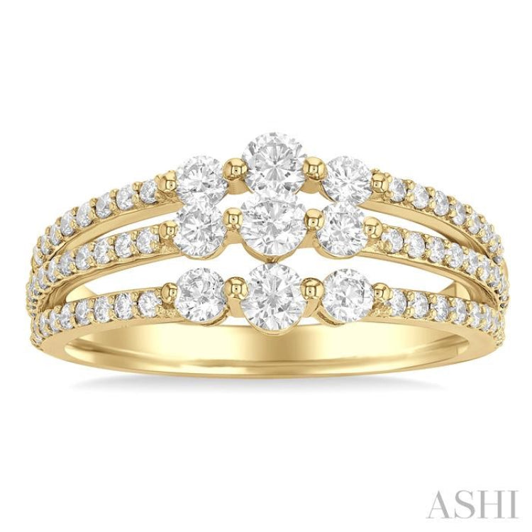 1 Ctw Triple Row Past, Present & Future Round Cut Diamond Wedding Band in 14K Yellow Gold