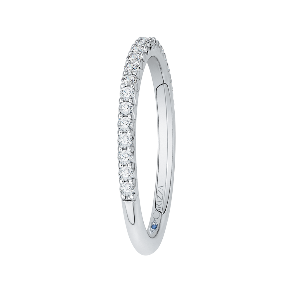 Round Diamond Wedding Band in 14K White Gold