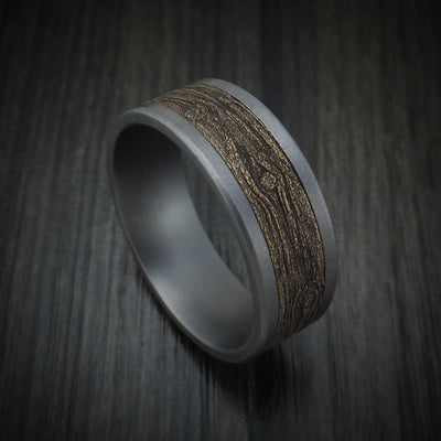 Tantalum and Wood Knot Textured 14K Yellow Gold Men's Ring