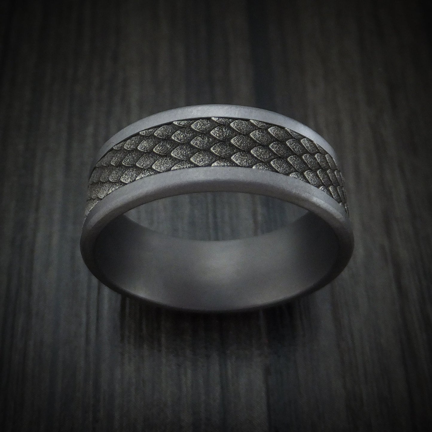 Tantalum and Dragon Scale Textured 14K White Gold Men's Ring