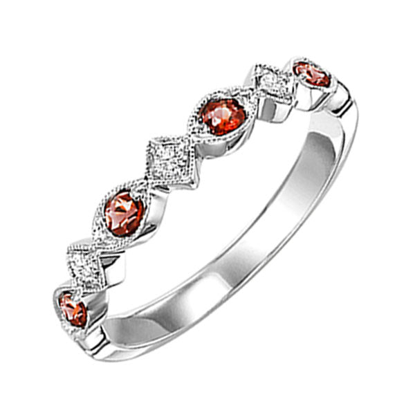 10Kt White Gold Diamond 1/20Ctw & Garnet 1/6Ctw Ring