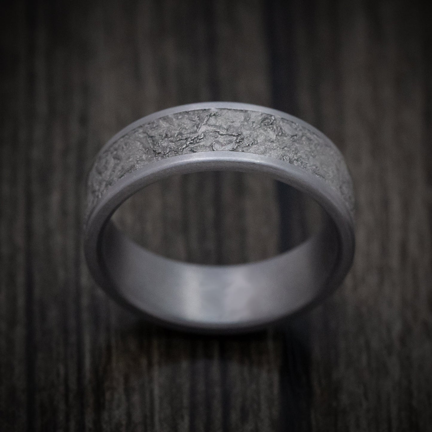 Tantalum Mens Ring with Splatter Finish Center