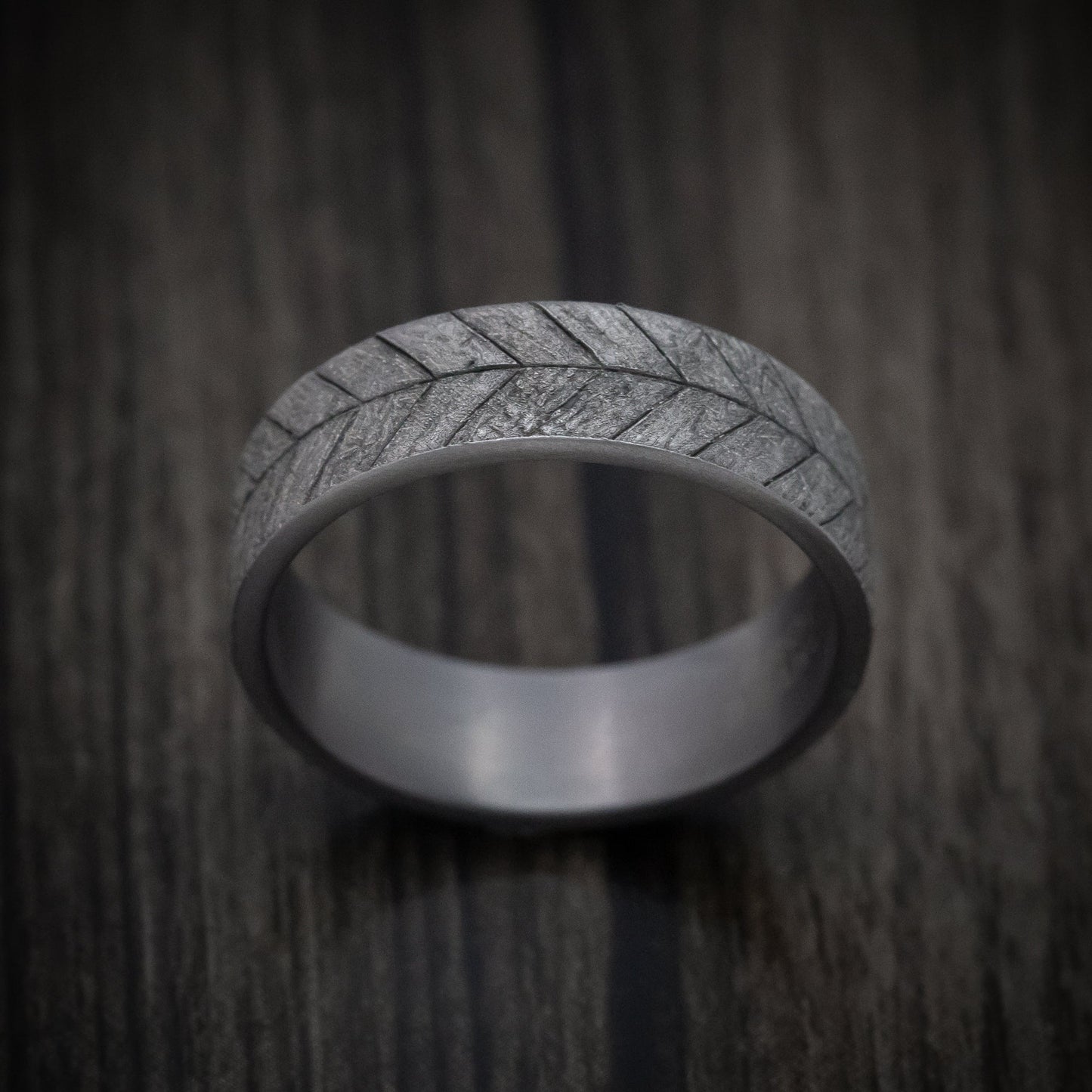 Tantalum Chevron Wood Pattern Ring